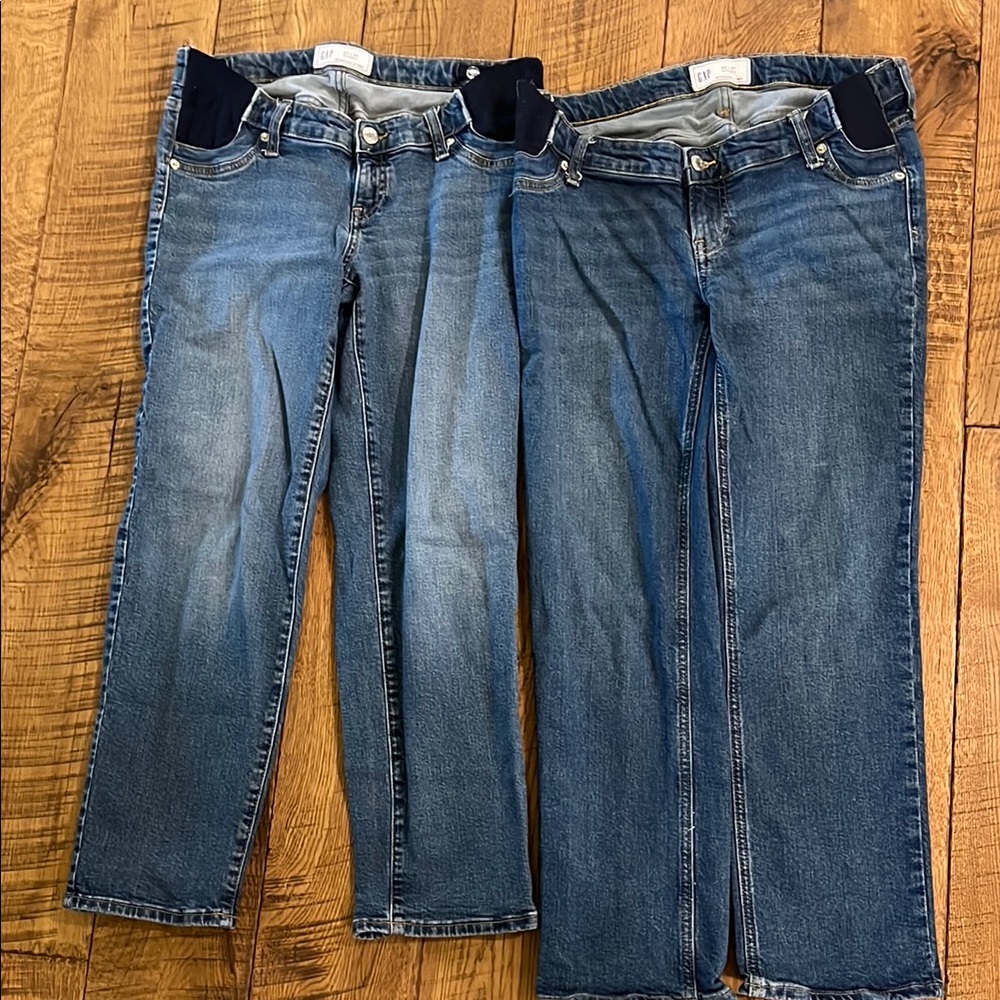 GAP maternity cropped jean capris size 26 and 28